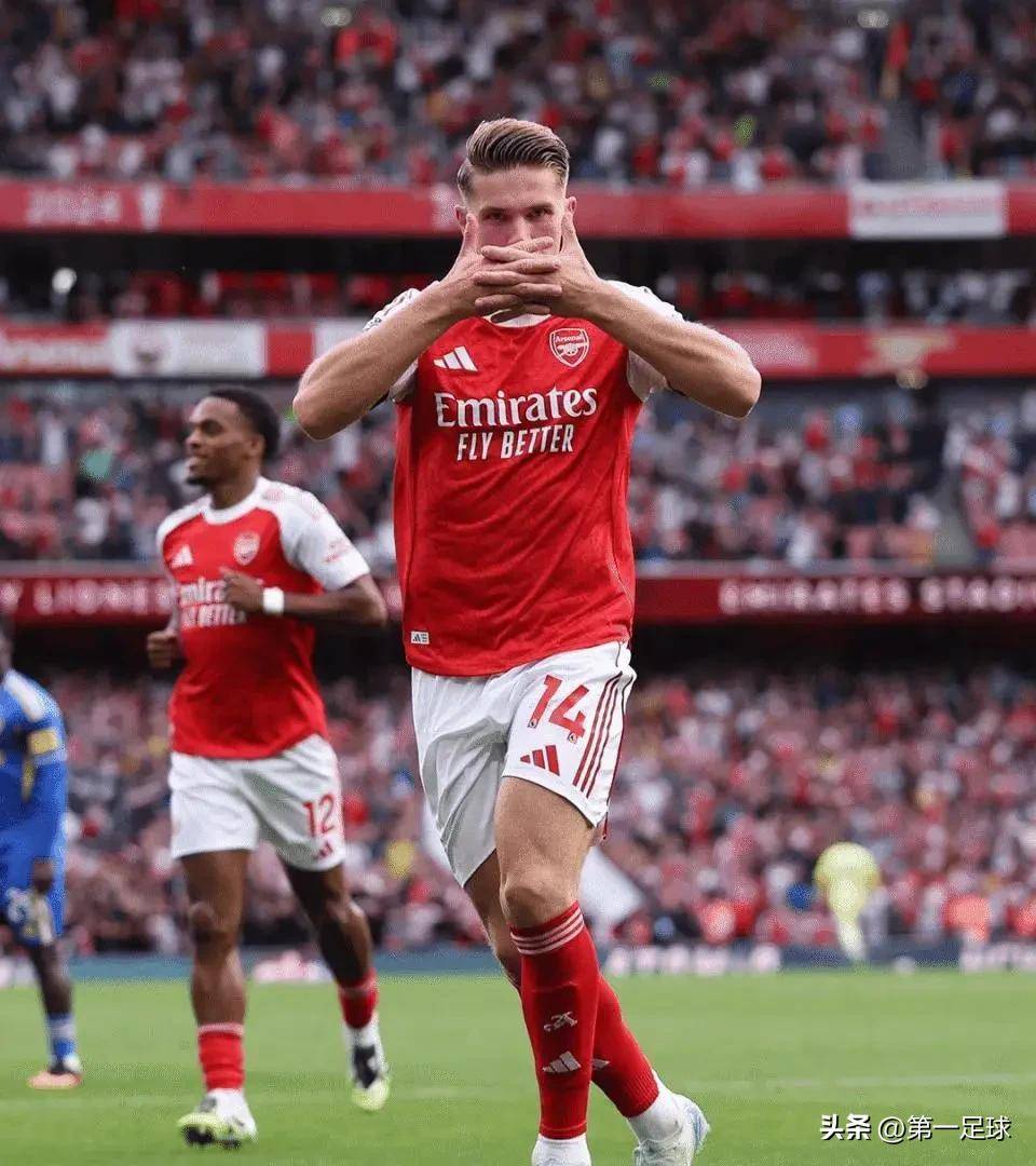 华体会网址-热刺绝杀利物浦，阿扎尔扑点救主英超