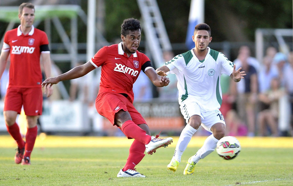 华体会官网-关于阿贾克斯壮志凌云，王者之师横扫对手！的信息