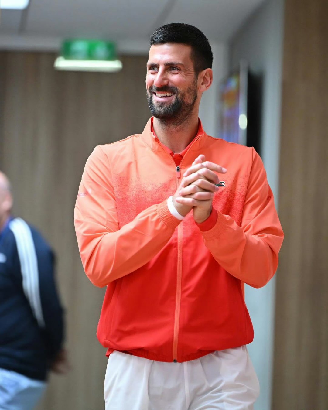 拉沃尔杯险胜法网，德约科维奇关键制胜