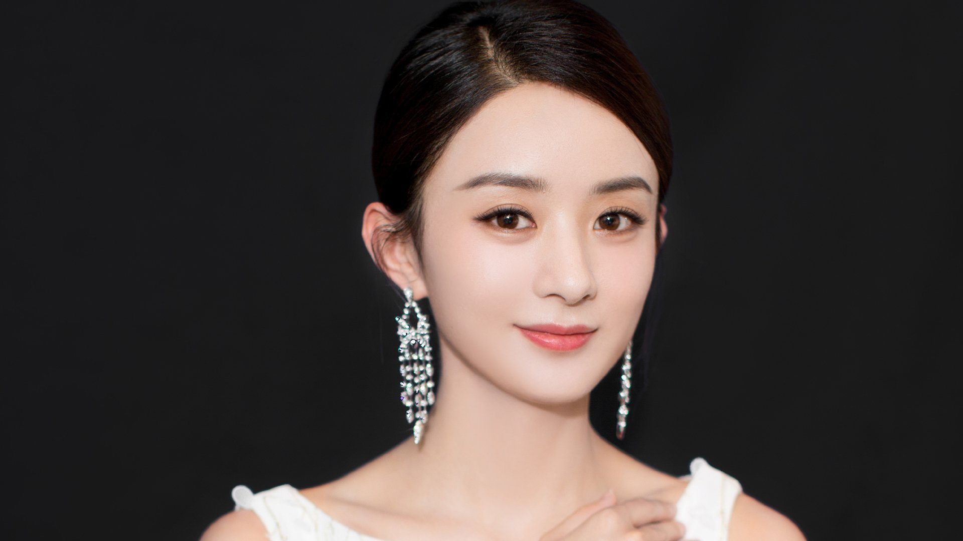 篮坛风暴与地缘热浪,当东决化为全球角力场